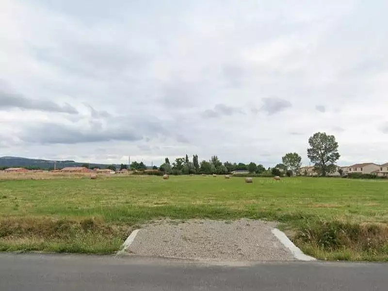 Terrain à bâtir, 651 m² - Revel (31250)
