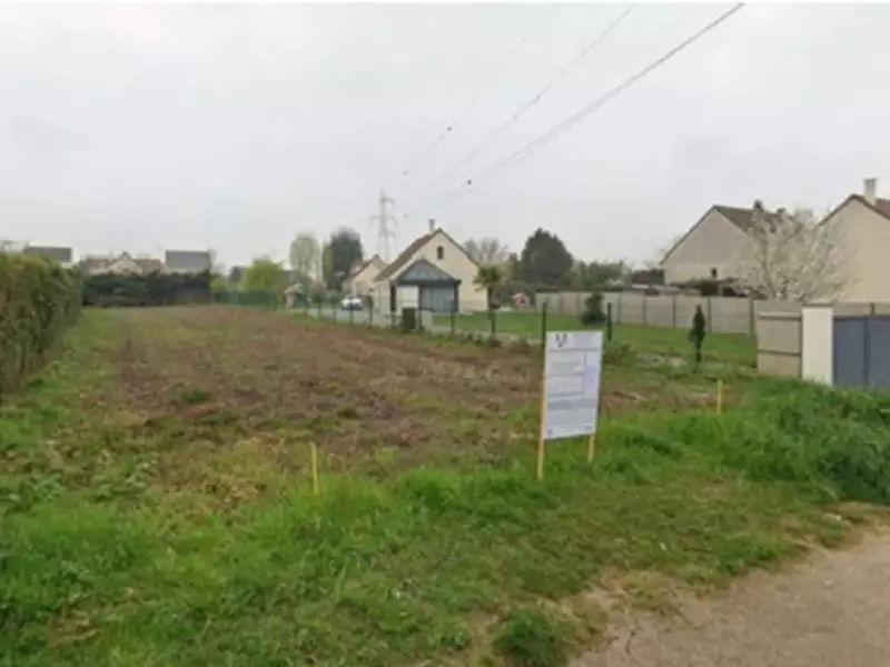 Terrain à bâtir, 250 m² - Villejust (91140)
