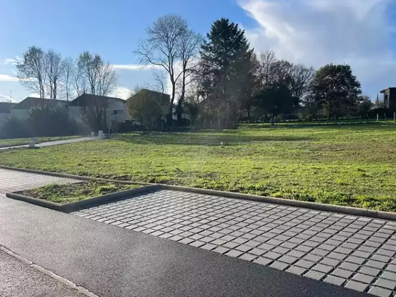 Terrain à bâtir, 319 m² - Guer (56380)