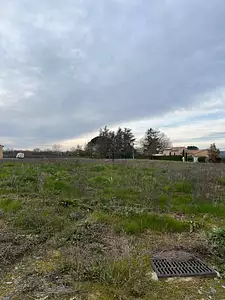 Terrain à bâtir, 655 m²