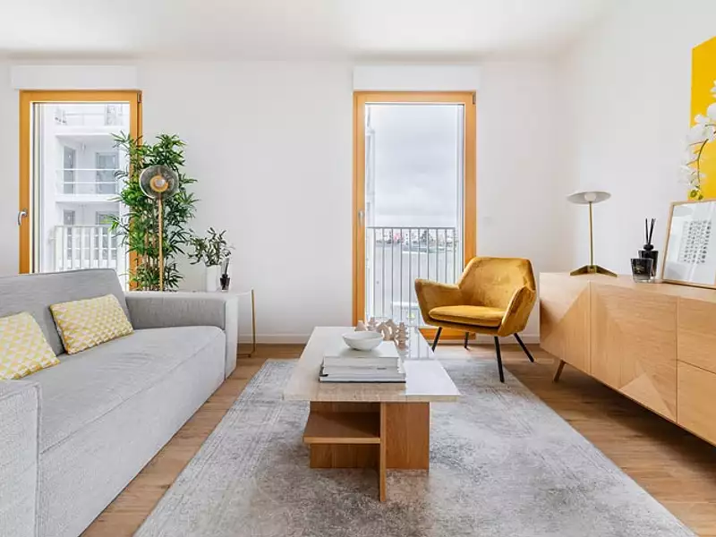 Insouciance - Orly (94310)