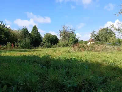 Terrain à bâtir, 1 620 m²