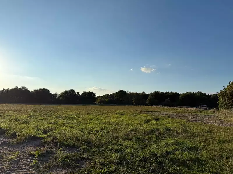 Terrain à bâtir, 735 m² - Savonnières (37510)