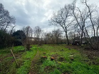Terrain à bâtir, 1 500 m²