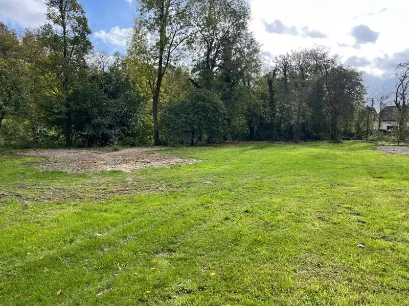 Terrain à bâtir, 2 000 m² - Mons-Boubert (80210)