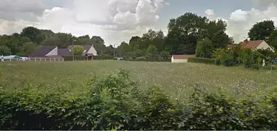 Terrain à bâtir, 557 m²