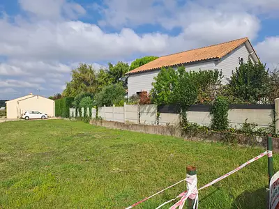 Terrain à bâtir, 305 m²