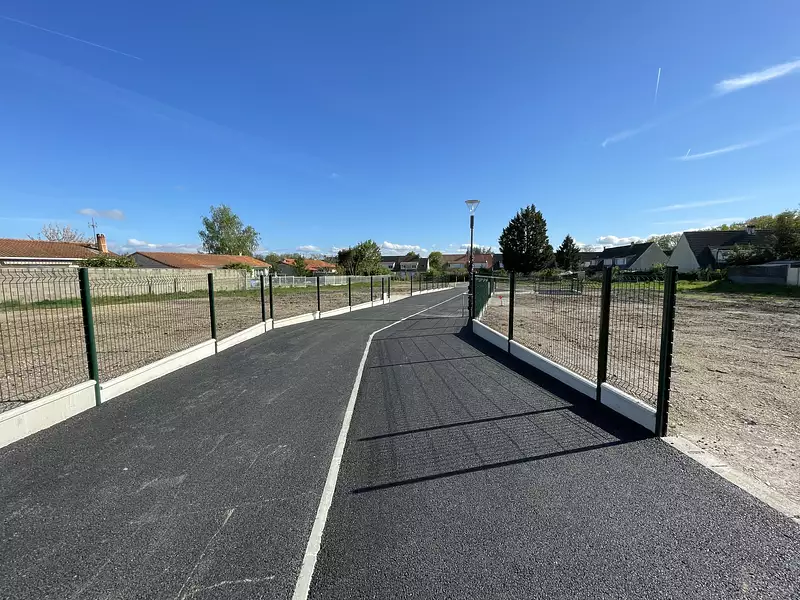 Terrain à bâtir, 429 m² - Saint-Médard-en-Jalles (33160)