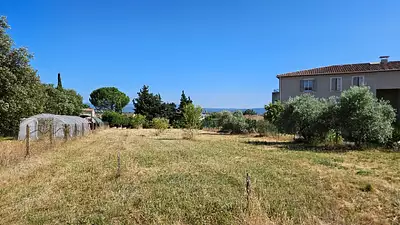 Terrain à bâtir, 338 m²