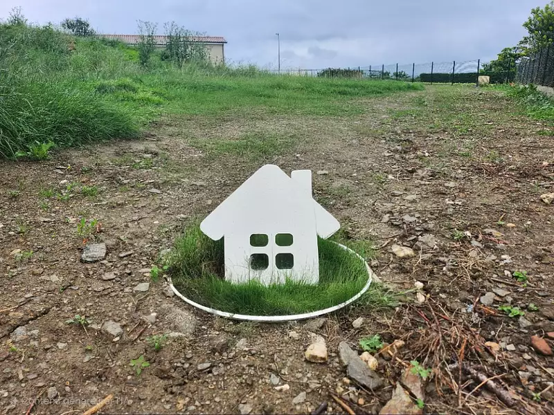 Terrain à bâtir, 299 m² - Vérin (42410)
