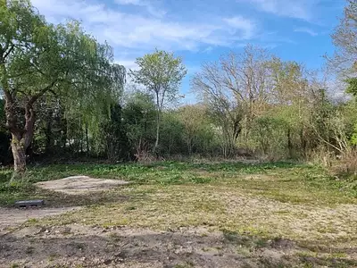 Terrain à bâtir, 763 m²