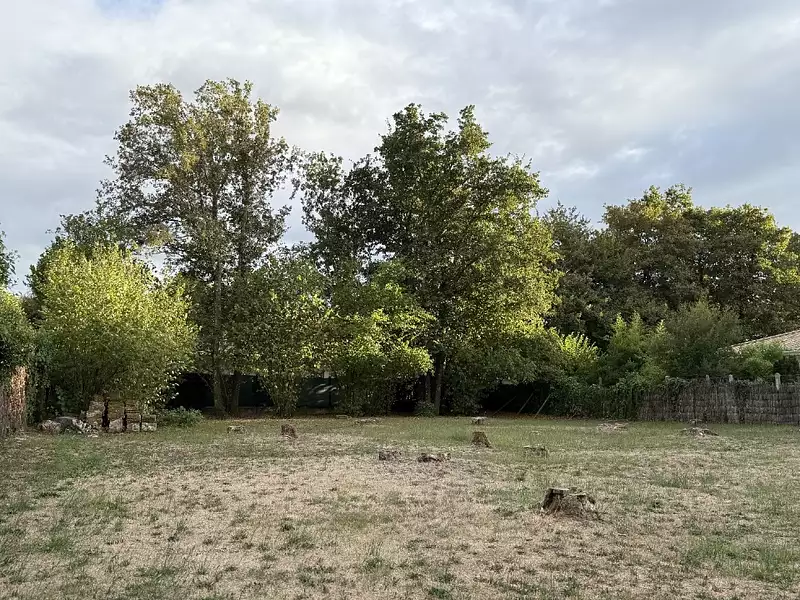 Terrain à bâtir, 1 043 m² - Martignas-sur-Jalle (33127)