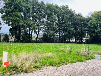 Terrain à bâtir, 369 m²