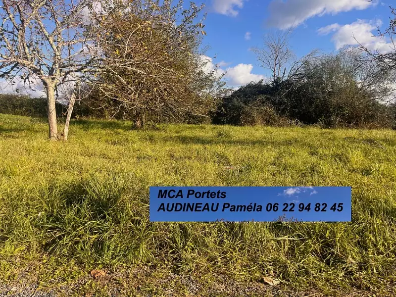 Terrain à bâtir, 530 m² - Capian (33550)