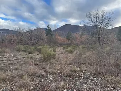 Terrain à bâtir, 1 500 m²