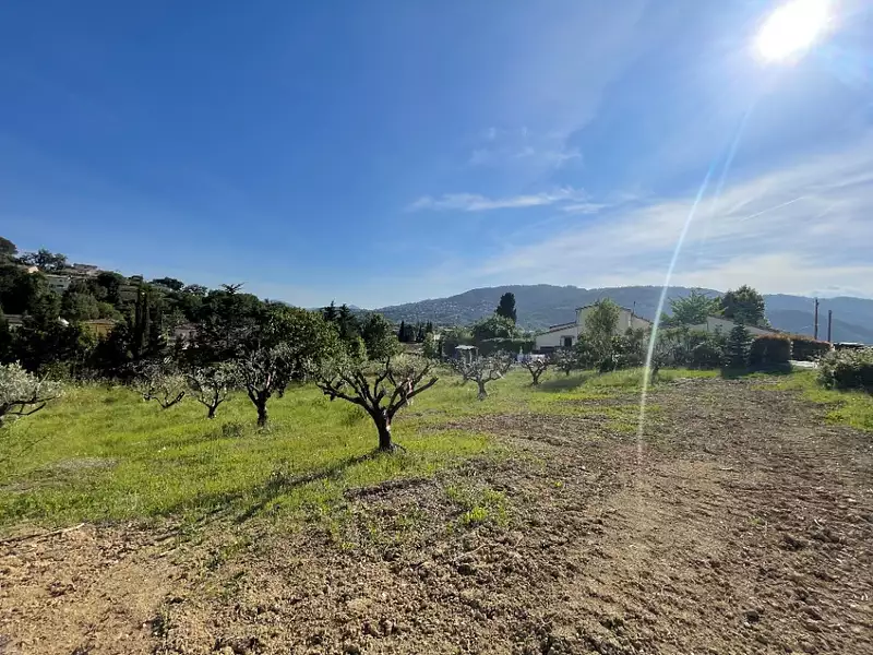 Maison neuve, 155 m² - La Roquette-sur-Siagne (06550)