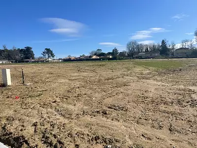 Terrain à bâtir, 702 m²