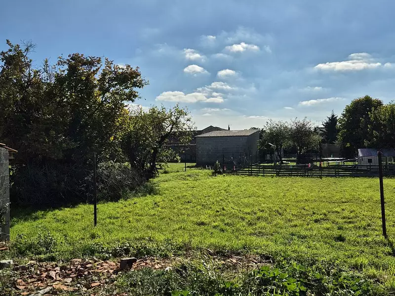 Terrain à bâtir, 1 000 m² - Villognon (16230)