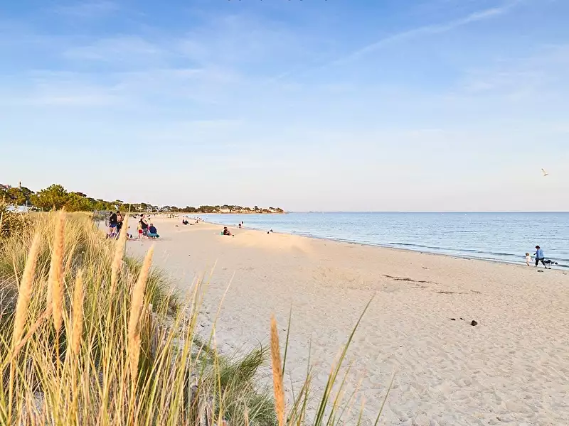Terrain à bâtir, 241 m² - Locmariaquer (56740)