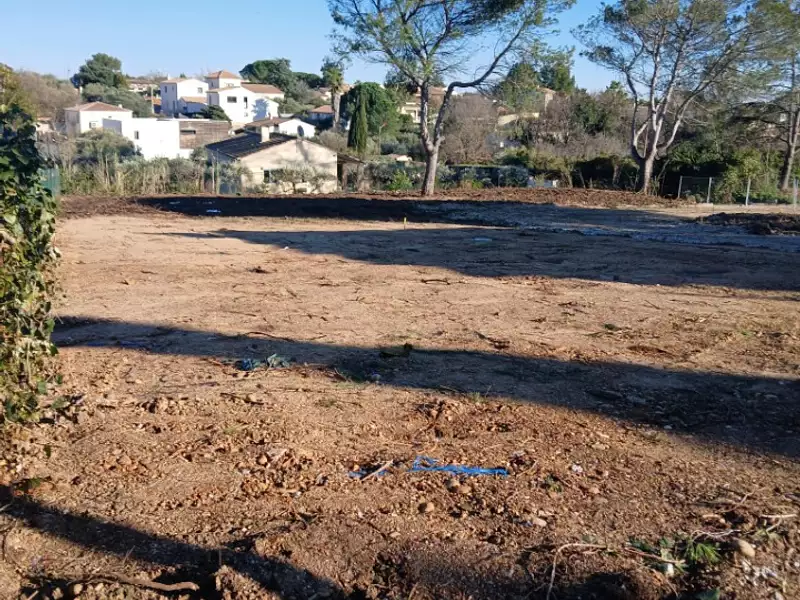 Terrain à bâtir, 427 m² - Mus (30121)