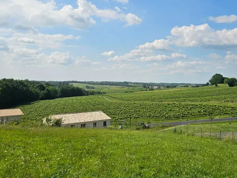 Terrain à bâtir, 1 000 m² - Le Pian-sur-Garonne (33490)