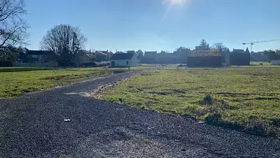 Terrain à bâtir, 370 m²