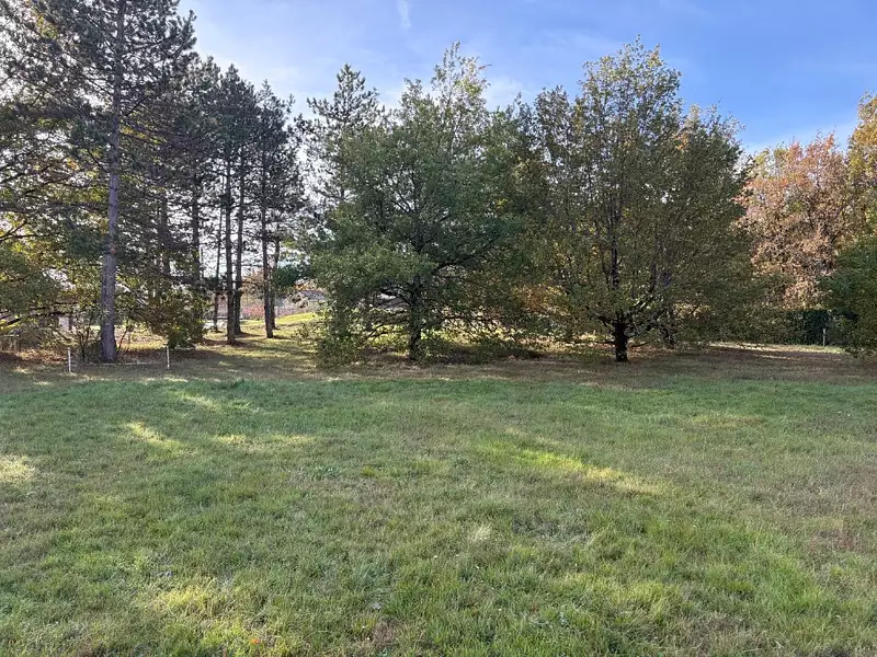 Terrain à bâtir, 1 260 m² - Lapeyrouse-Fossat (31180)