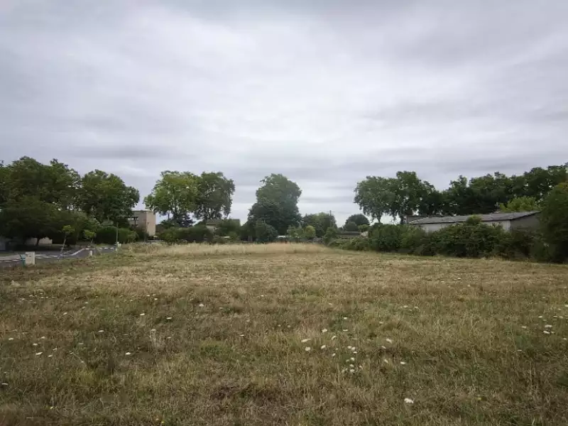Terrain à bâtir, 1 191 m² - Rabastens (81800)