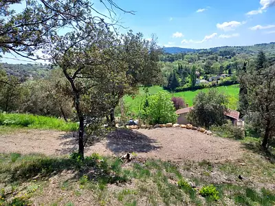 Terrain à bâtir, 1 840 m²