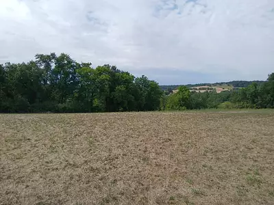 Terrain à bâtir, 23 620 m²