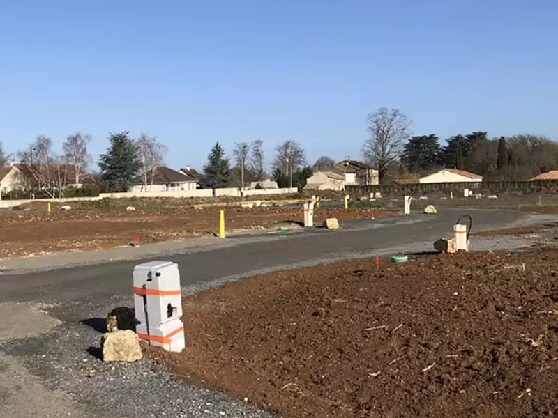 Terrain à bâtir, 464 m² - Ligugé (86240)