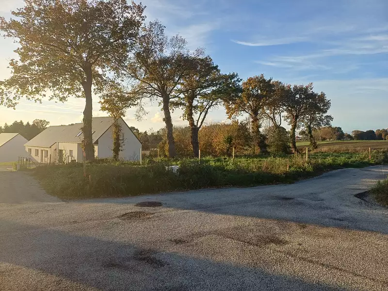 Terrain à bâtir, 700 m² - Saint-Abraham (56140)