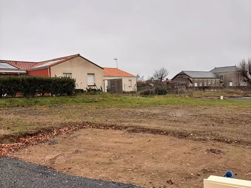Terrain à bâtir, 317 m² - La Pommeraye (49620)