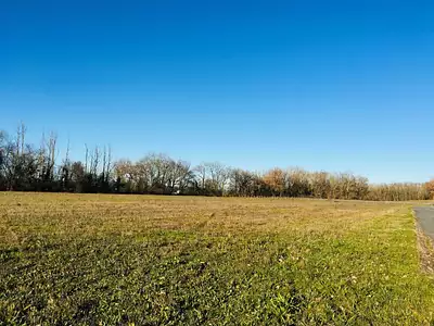 Terrain à bâtir, 700 m²