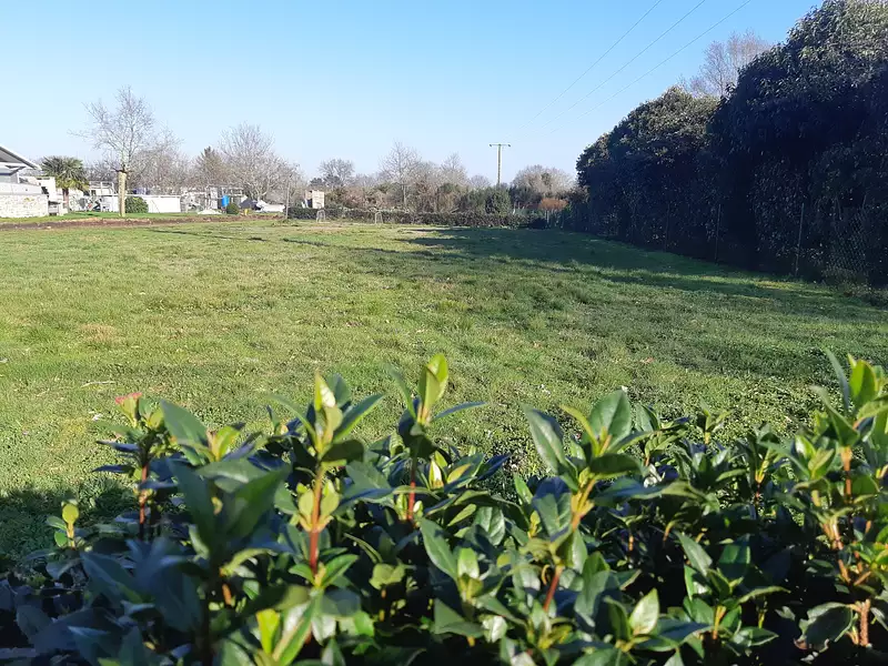 Terrain à bâtir, 1 000 m² - Crossac (44160)