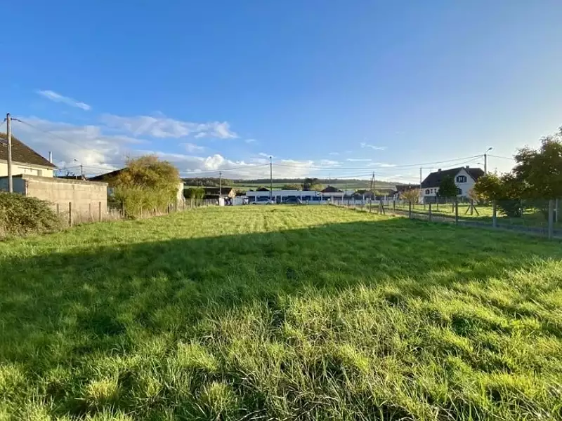 Terrain à bâtir, 581 m² - Pacy-sur-Eure (27120)