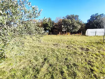 Terrain à bâtir, 338 m²