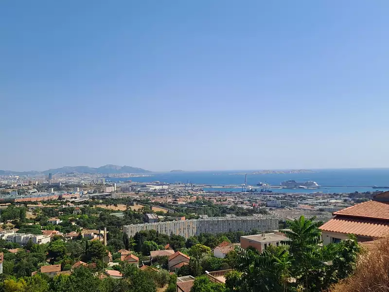 Terrain à bâtir, 422 m² - Marseille 15ème (13015)