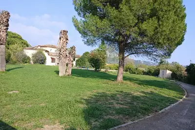 Terrain à bâtir, 967 m²