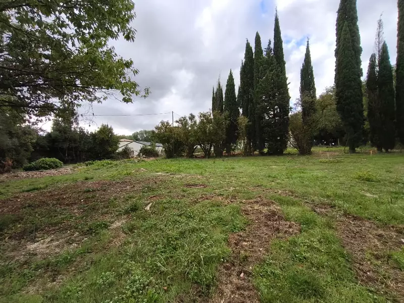 Terrain à bâtir, 490 m² - Malataverne (26780)