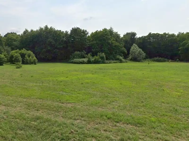 Terrain à bâtir, 565 m² - Baron (30700)