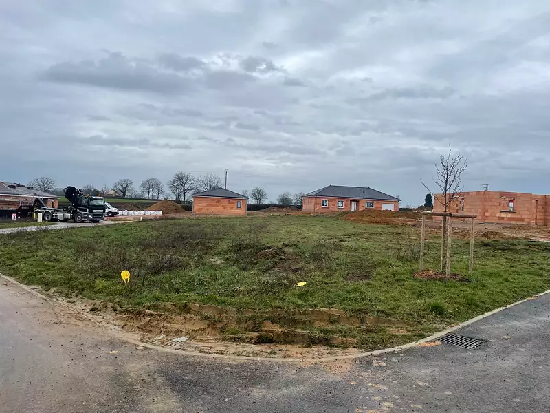 Terrain à bâtir, 1 021 m² - Volesvres (71600)