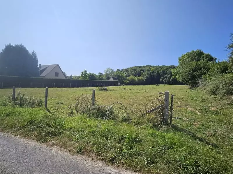 Terrain à bâtir, 1 825 m² - Toutainville (27500)