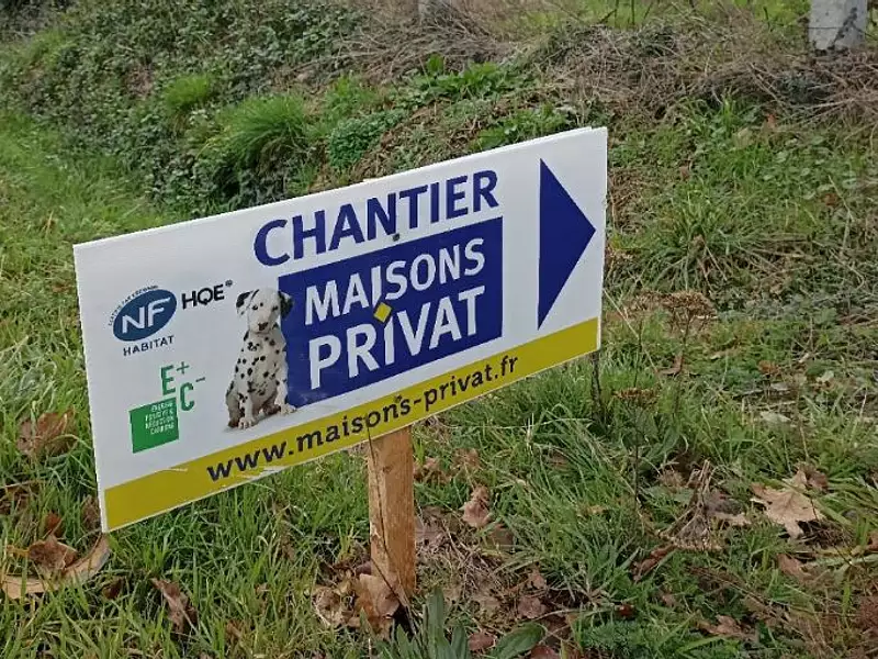 Terrain à bâtir, 769 m² - Beaulieu-sous-la-Roche (85190)