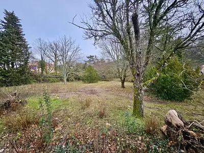 Terrain à bâtir, 1 072 m²