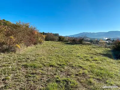 Terrain à bâtir, 870 m²