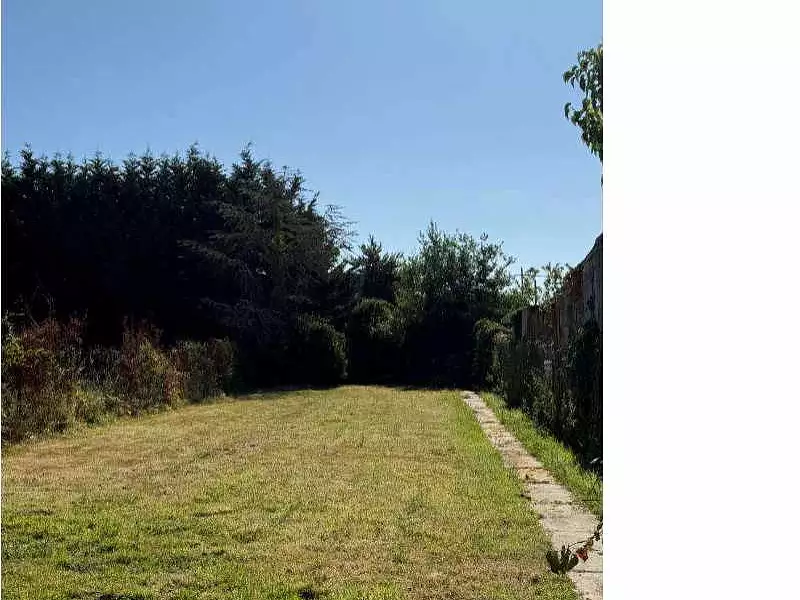 Terrain à bâtir, 495 m² - La Ville-du-Bois (91620)