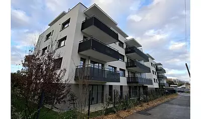 LES PAVILLONS D'ADELE