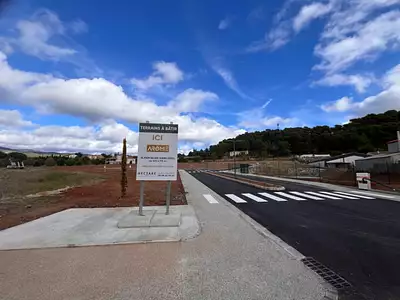 Terrain à bâtir, 600 m²