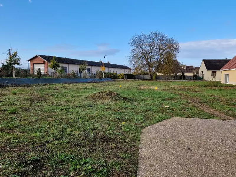 Terrain à bâtir, 669 m² - Les Damps (27340)